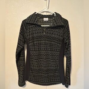 Columbia fleece Women’s zip up Med